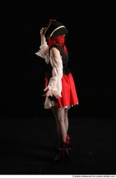 DARINA STAANDING POSE WITH APPLE